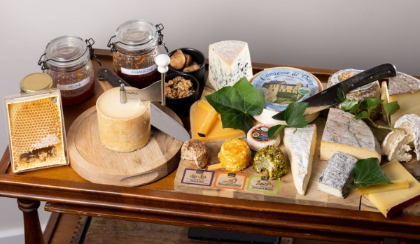 Hôtel - Restaurant De Paris - restaurant JALIGNY-SUR-BESBRE - bien manger JALIGNY-SUR-BESBRE